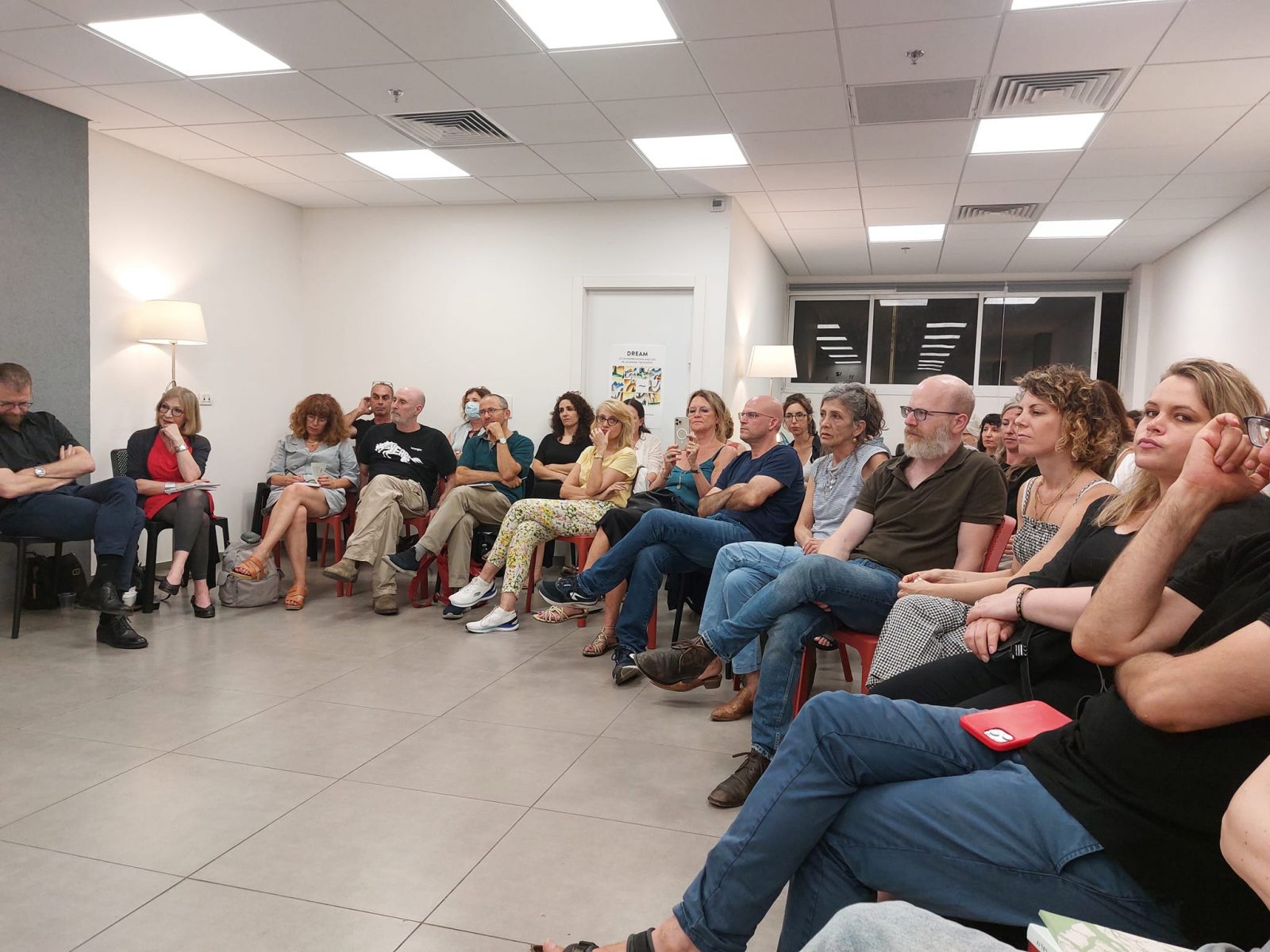 ערב השקה לספרו של גיל כרוז 2022